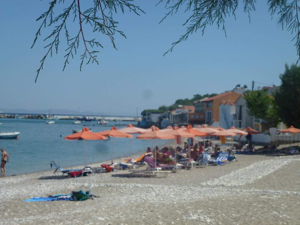 Paris Beach Hotel Iréo Kültér fotó