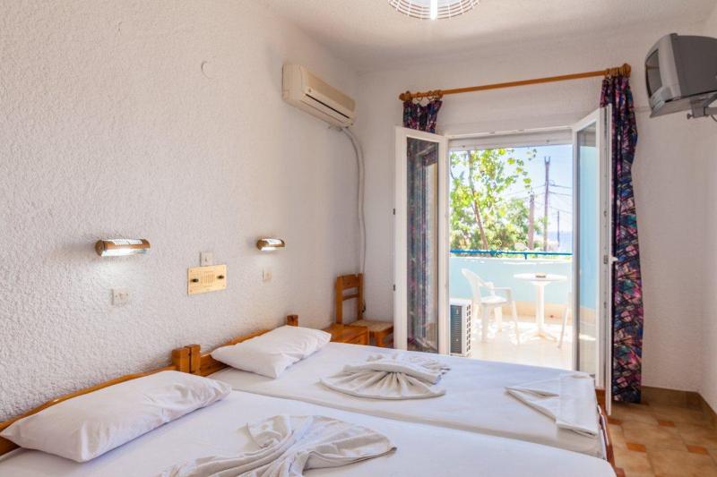 Paris Beach Hotel Iréo Kültér fotó